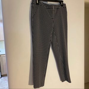 Amanda + Chelsea Black & White crop Capri Pants